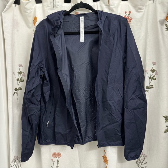 Lululemon Like The Windshell Jacket - Picture 6 of 6